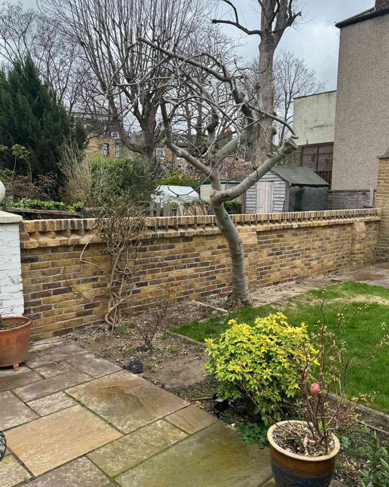 Pointing Near Repointing Islington | Brickwork & Mortar Repairs